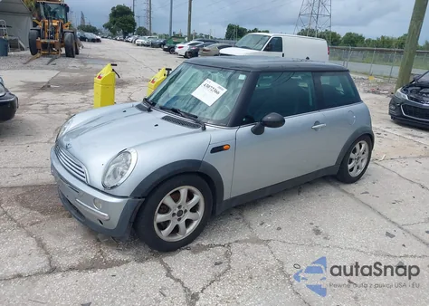 2002 Mini Cooper from USA, damaged, VIN WMWRC33482TE11873